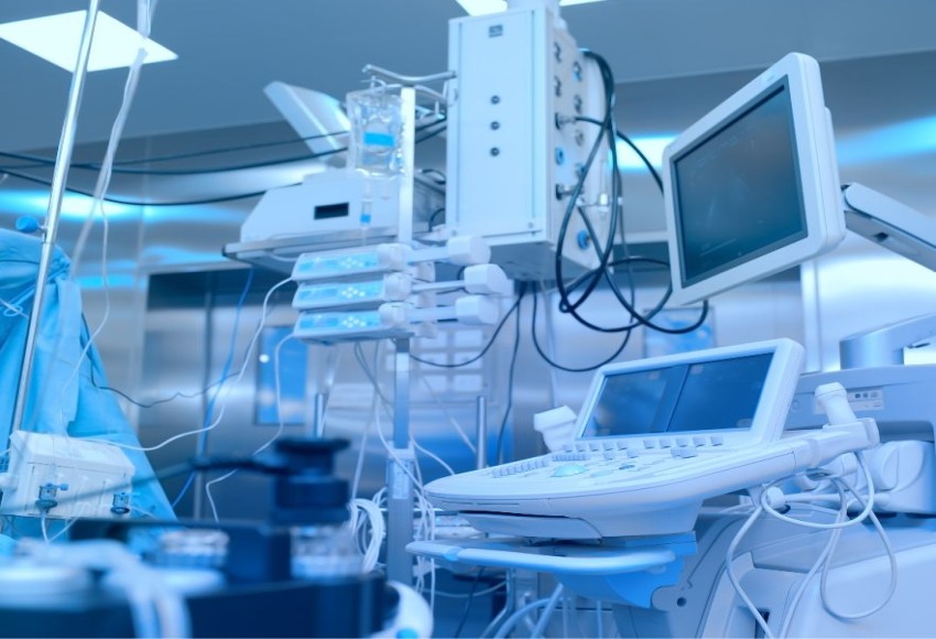 صيانة المعدات الطبية